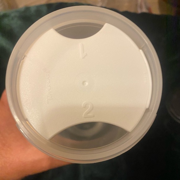 Tupperware 3 Pc Spaghetti Keeper 1661F-2 Black Seal 1607-9 White Insert 1662-4 - Picture 2 of 4